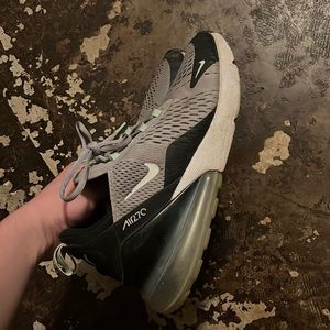 grey/green nike air max 270